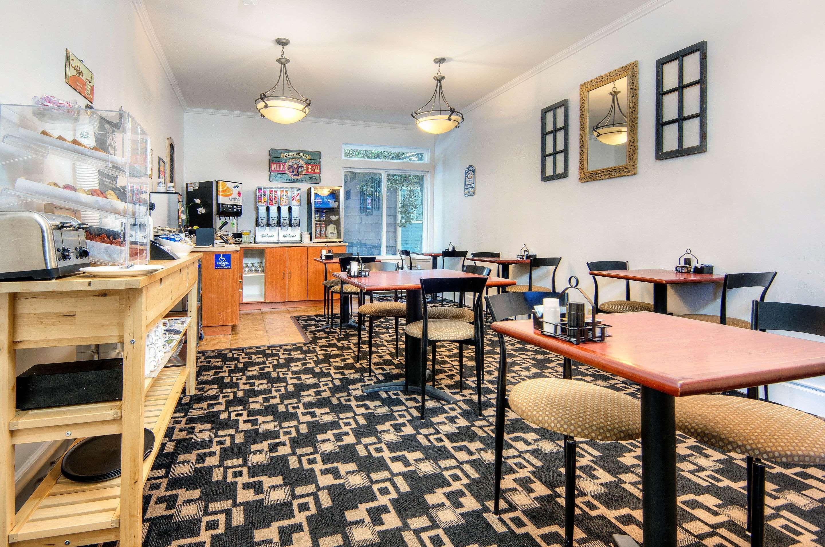 Aggie Inn, Ascend Hotel Collection Davis Extérieur photo