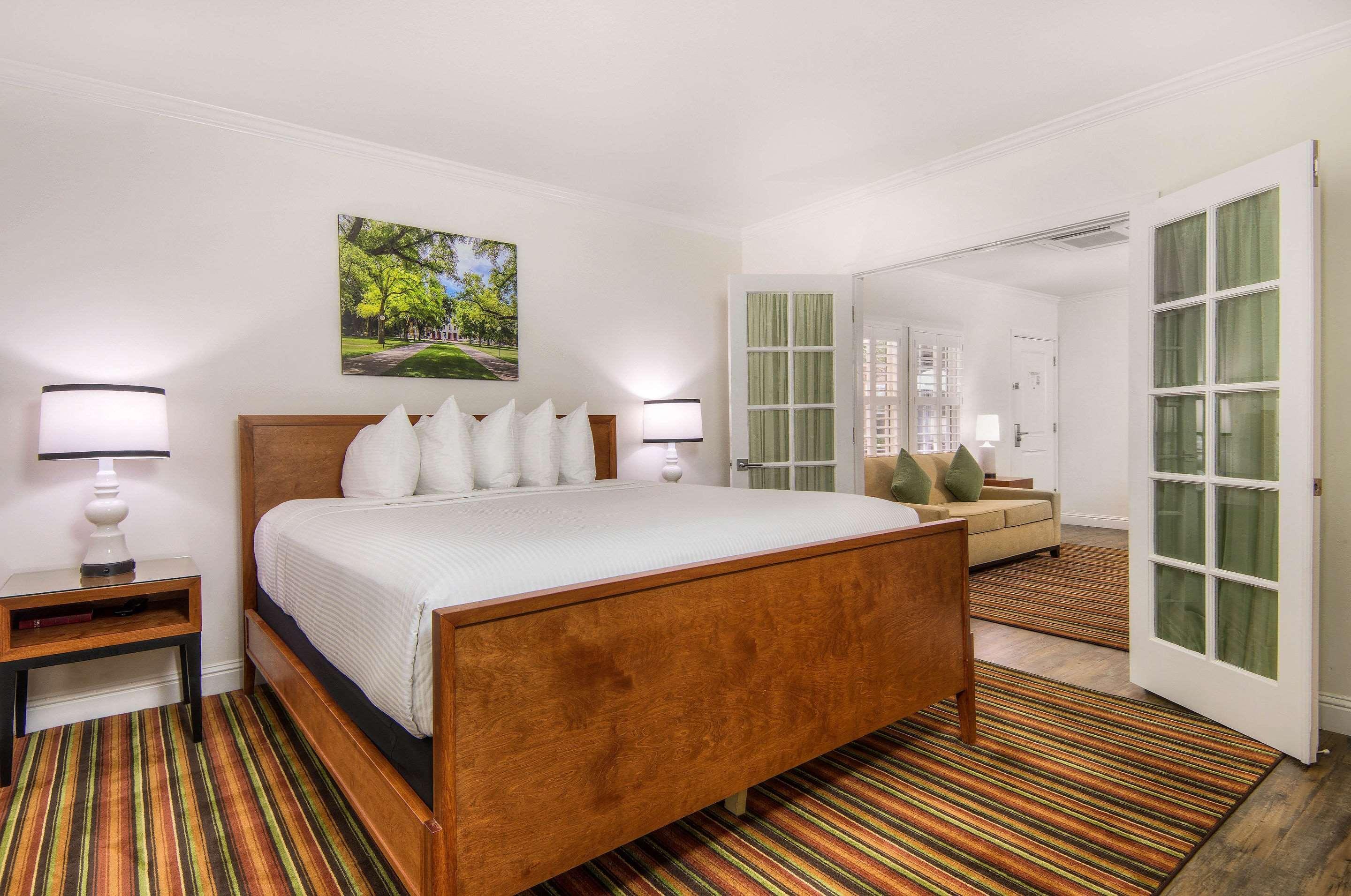 Aggie Inn, Ascend Hotel Collection Davis Extérieur photo