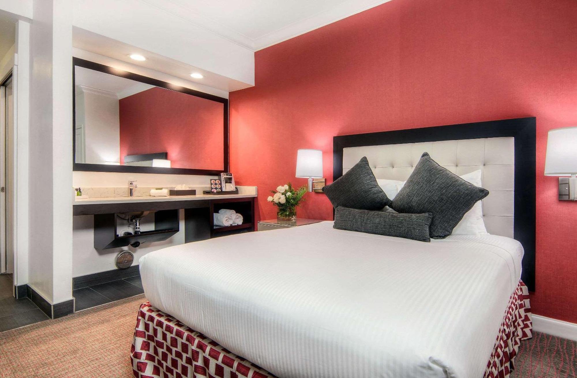 Aggie Inn, Ascend Hotel Collection Davis Extérieur photo