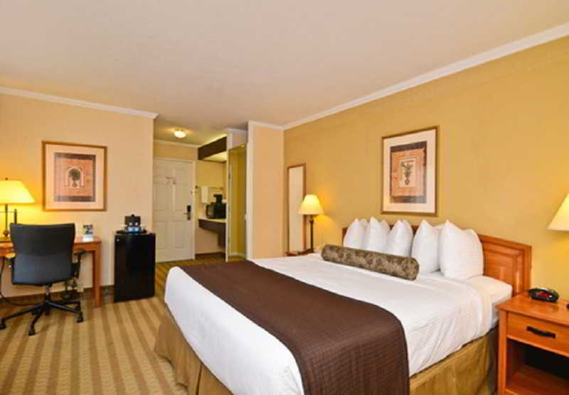 Aggie Inn, Ascend Hotel Collection Davis Extérieur photo